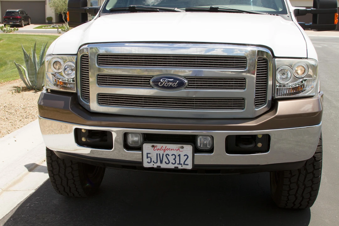 2005 Ford Excursion - Image 17 of 31