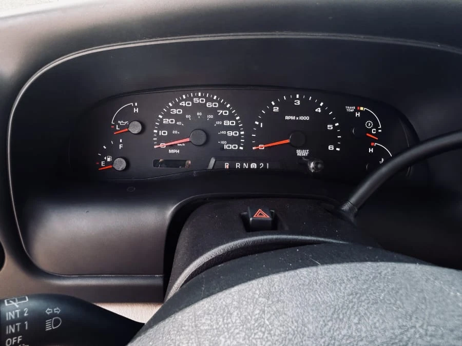 2005 Ford Excursion - Image 23 of 31