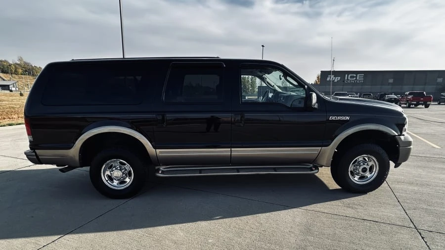 2005 Ford Excursion - Image 14 of 31