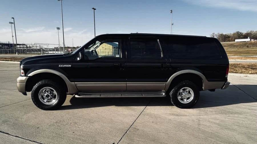 2005 Ford Excursion - Image 7 of 31