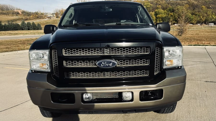 2005 Ford Excursion - Image 4 of 31