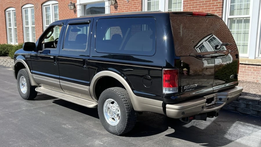 2005 Ford Excursion - Image 3 of 10