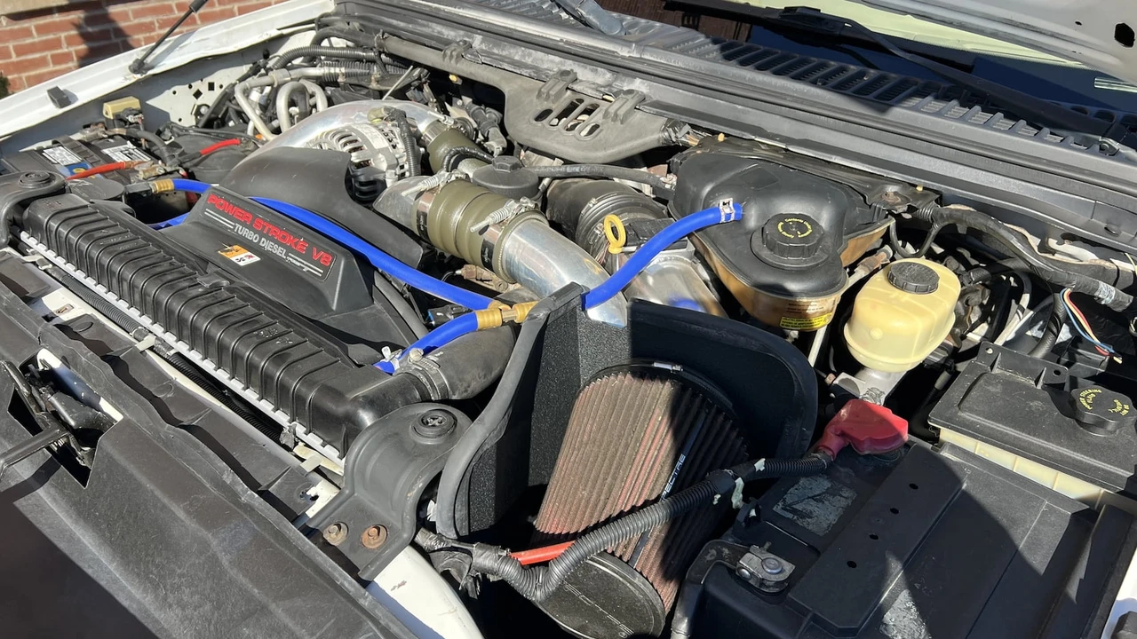 2005 Ford Excursion - Image 9 of 10