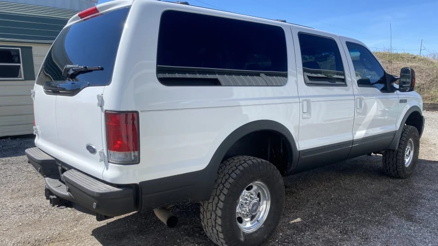 2005 Ford Excursion - Image 2 of 6