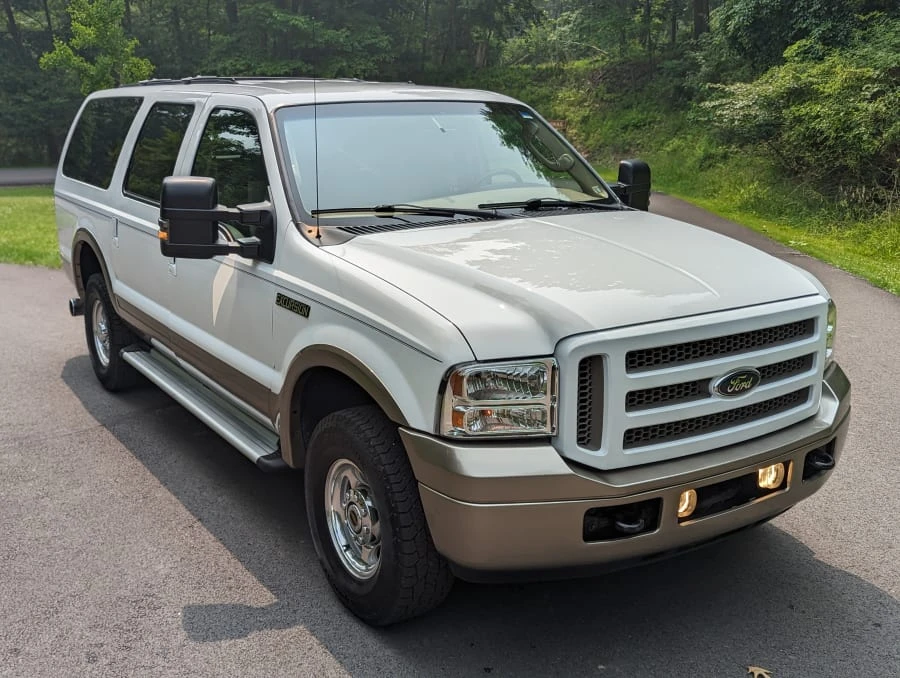 2005 Ford Excursion - Image 20 of 31
