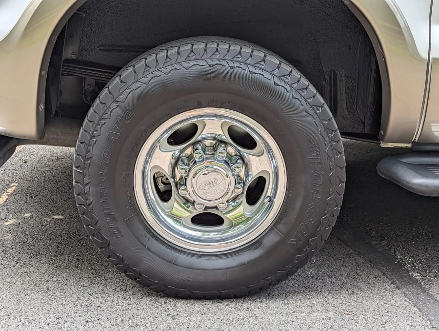 2005 Ford Excursion - Image 22 of 31