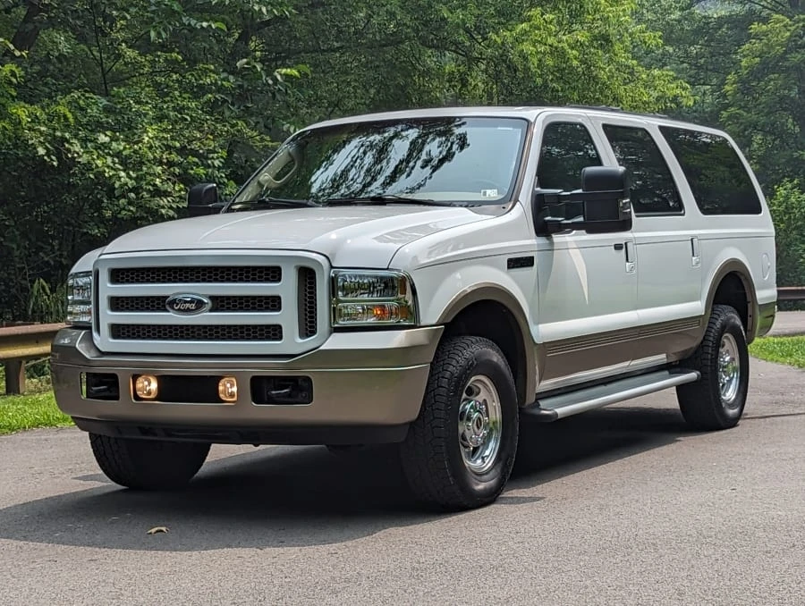 2005 Ford Excursion - Image 13 of 31