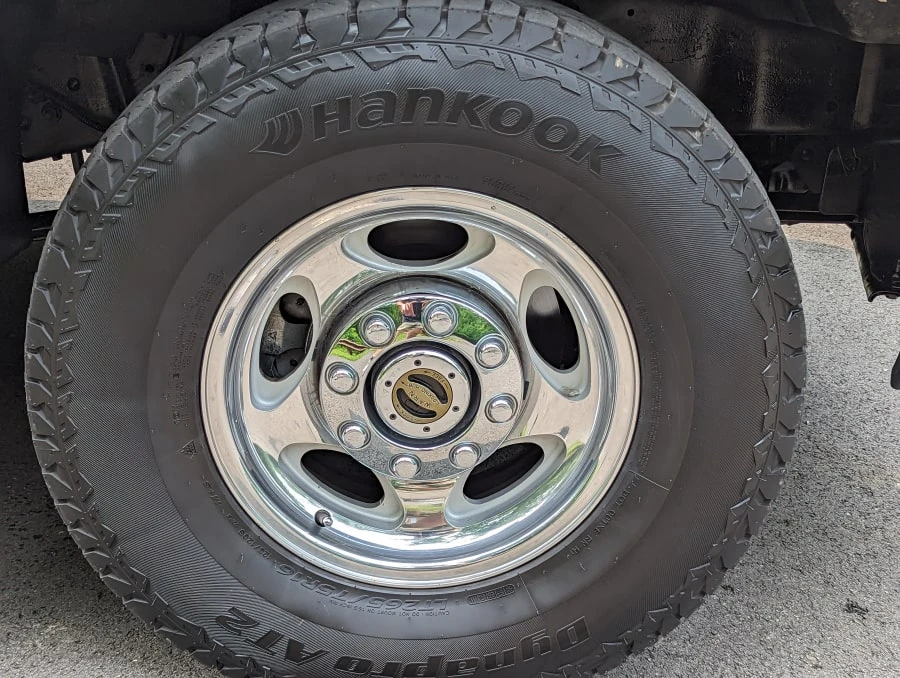2005 Ford Excursion - Image 18 of 31
