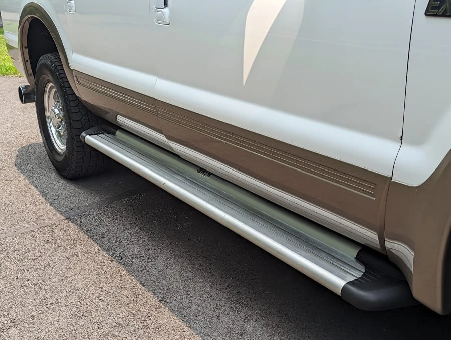 2005 Ford Excursion - Image 15 of 31