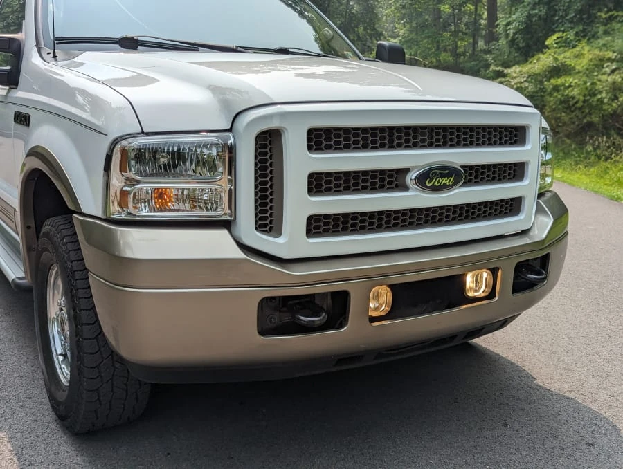 2005 Ford Excursion - Image 21 of 31