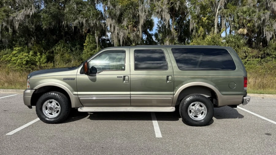 2005 Ford Excursion - Image 7 of 25