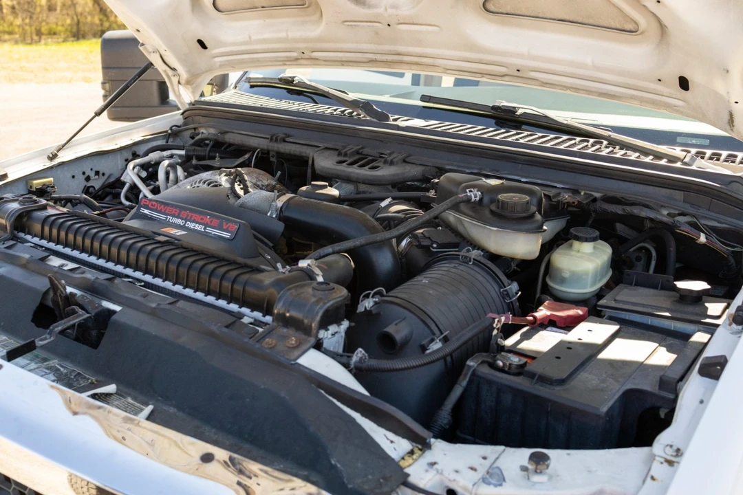 2005 Ford Excursion - Image 6 of 7