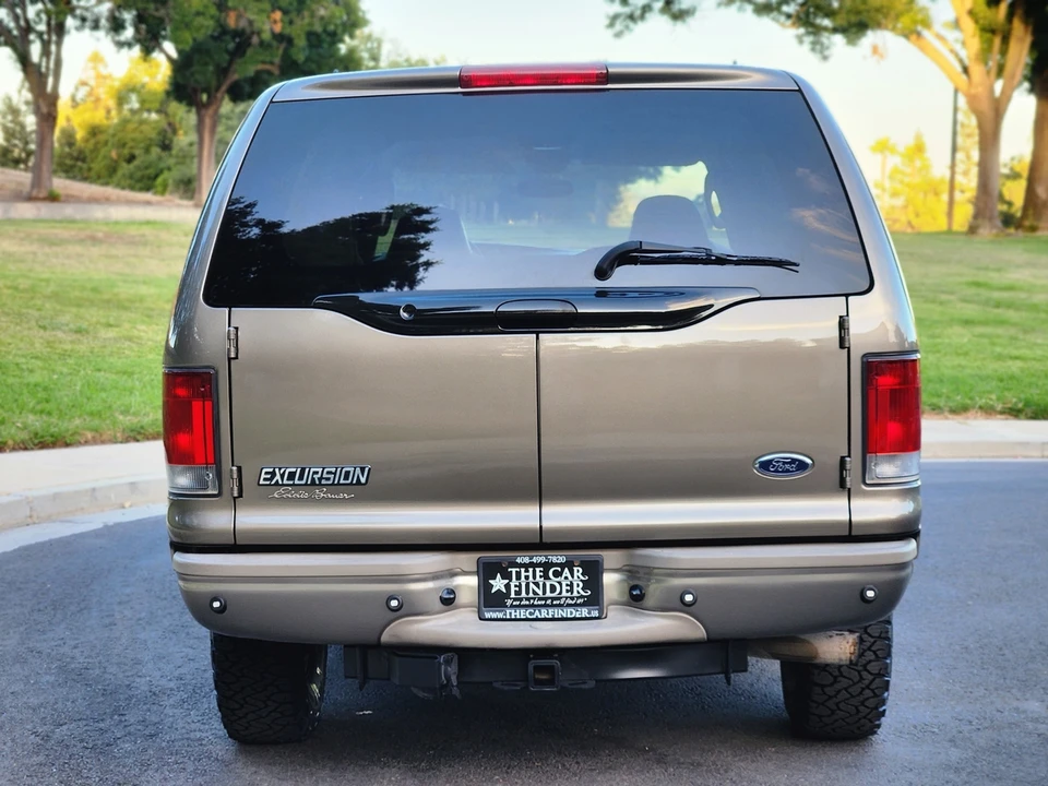 2005 Ford Excursion - Image 22 of 31