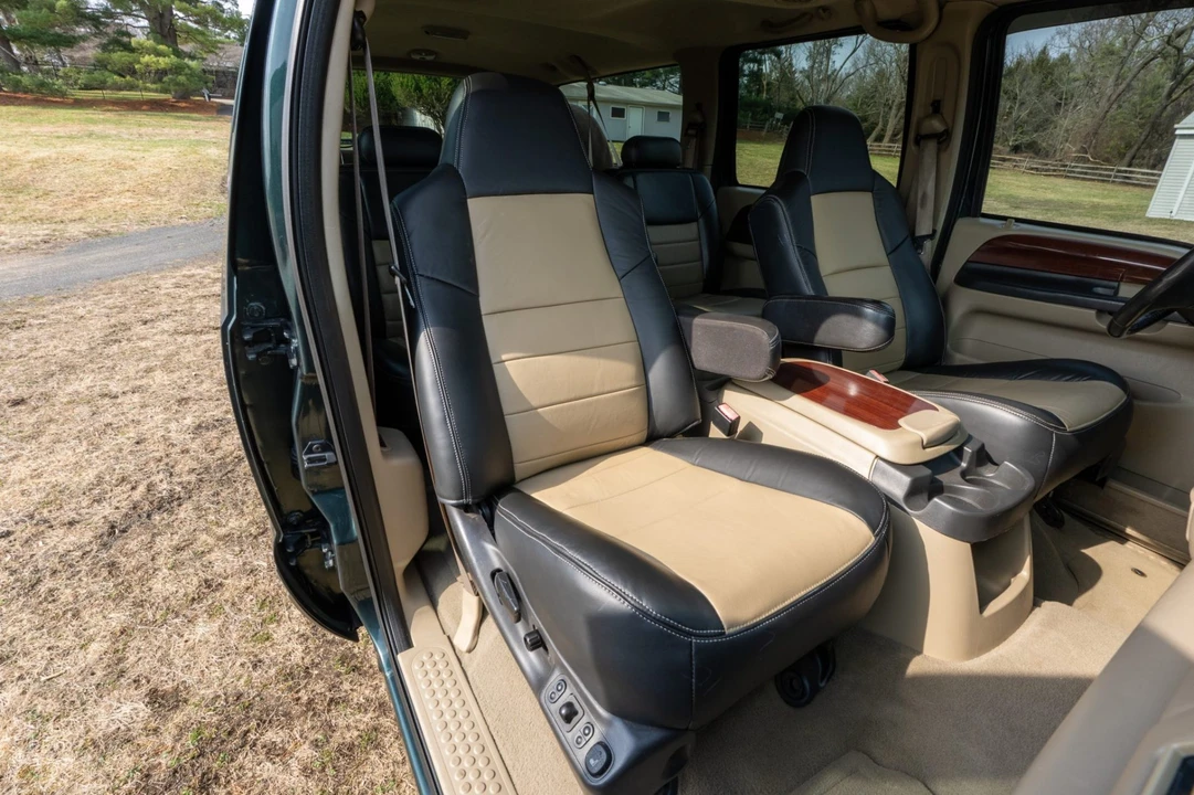 2005 Ford Excursion - Image 4 of 7