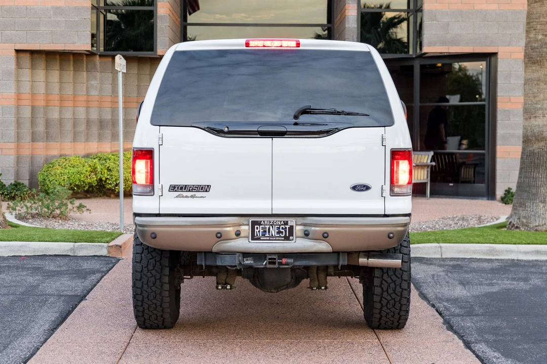 2005 Ford Excursion - Image 6 of 31