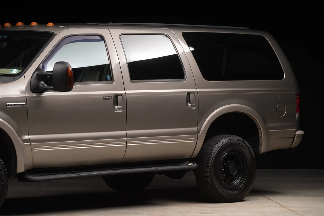 2005 Ford Excursion - Image 30 of 31