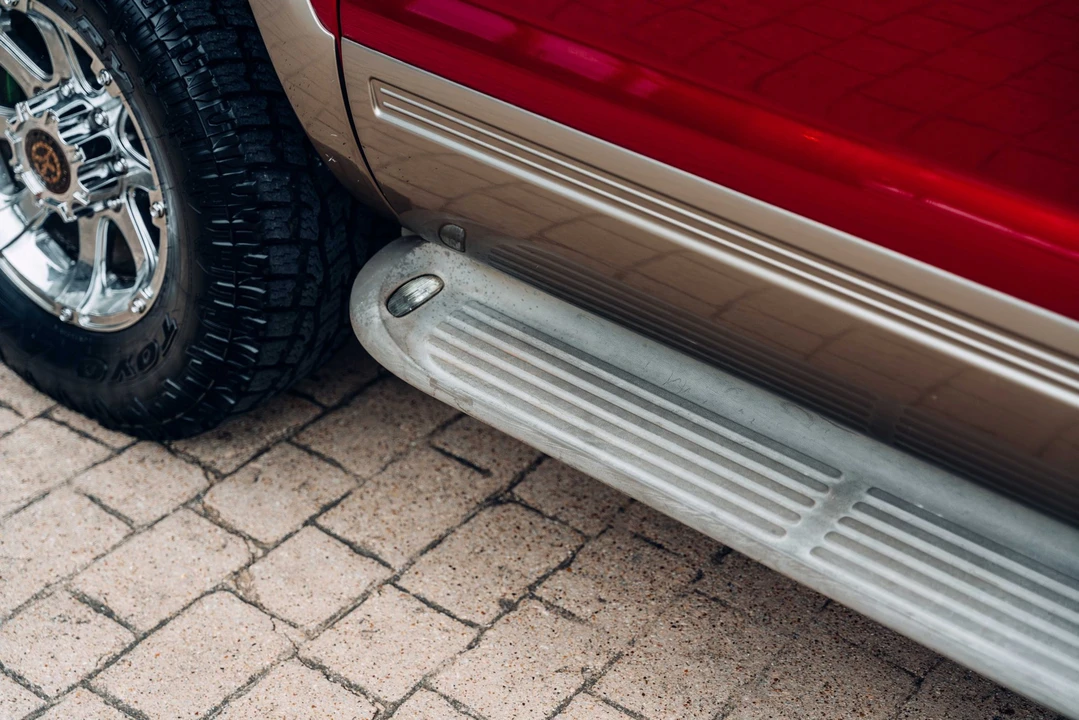 2005 Ford Excursion - Image 29 of 31