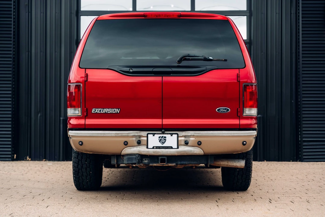2005 Ford Excursion - Image 7 of 31