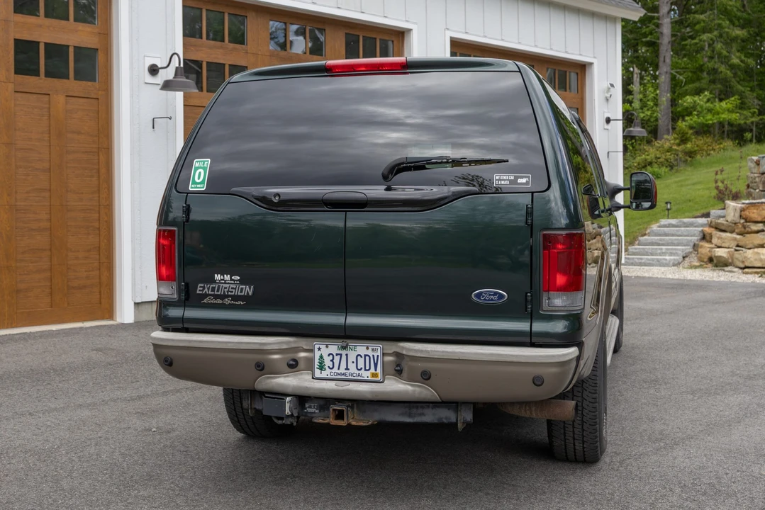 2005 Ford Excursion - Image 21 of 31