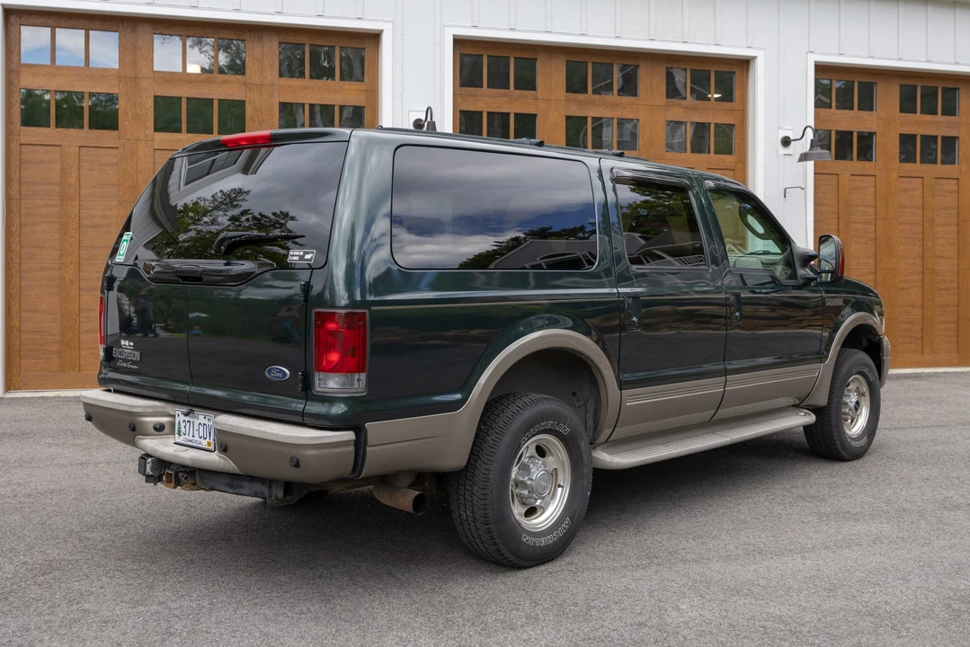 2005 Ford Excursion - Image 27 of 31