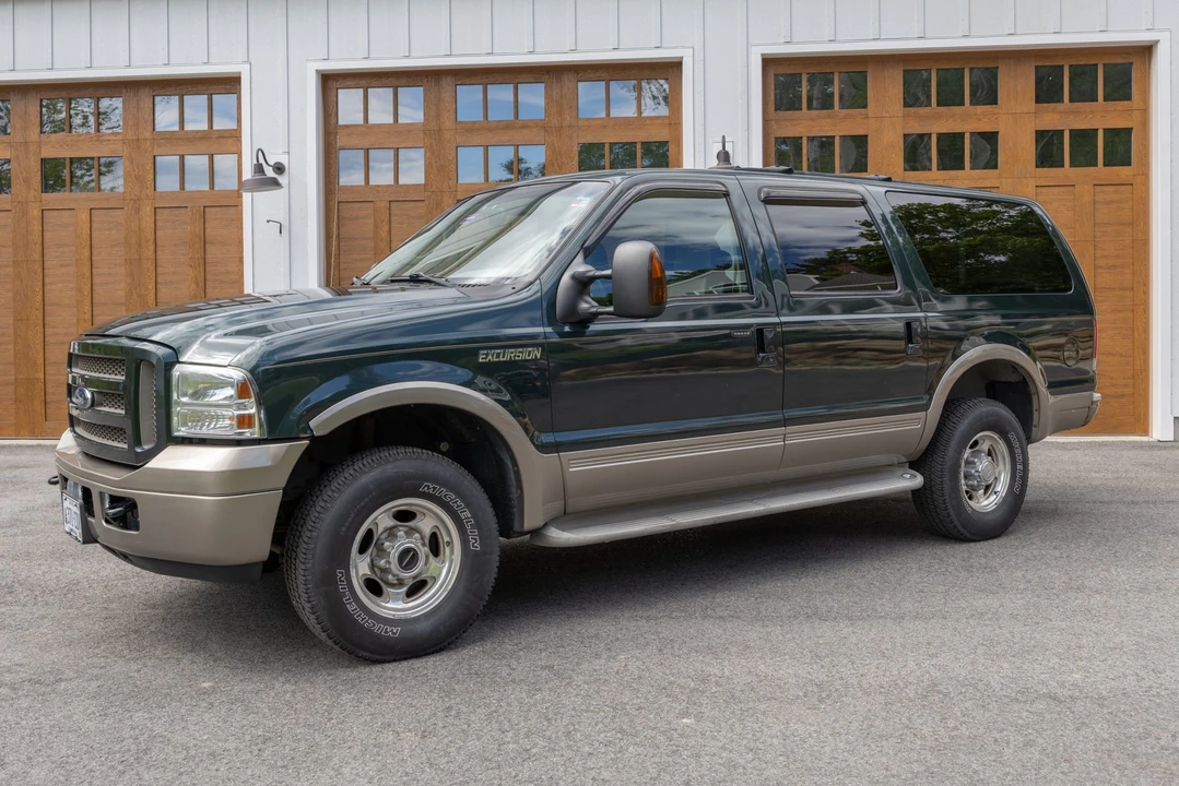 2005 Ford Excursion - Image 11 of 31