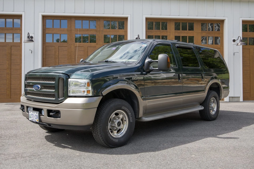 2005 Ford Excursion - Image 9 of 31