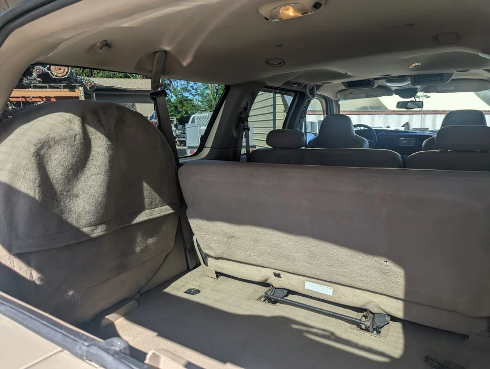 2005 Ford Excursion - Image 11 of 19