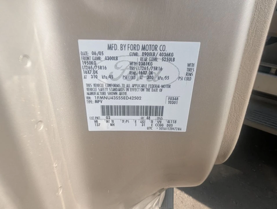 2005 Ford Excursion - Image 19 of 19