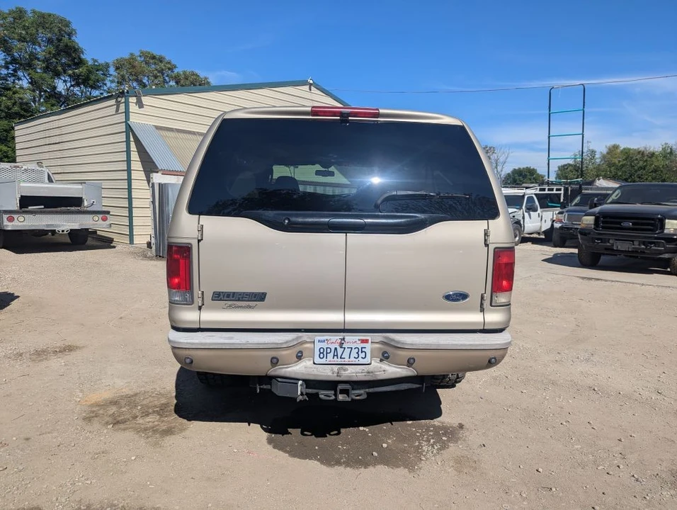 2005 Ford Excursion - Image 4 of 19
