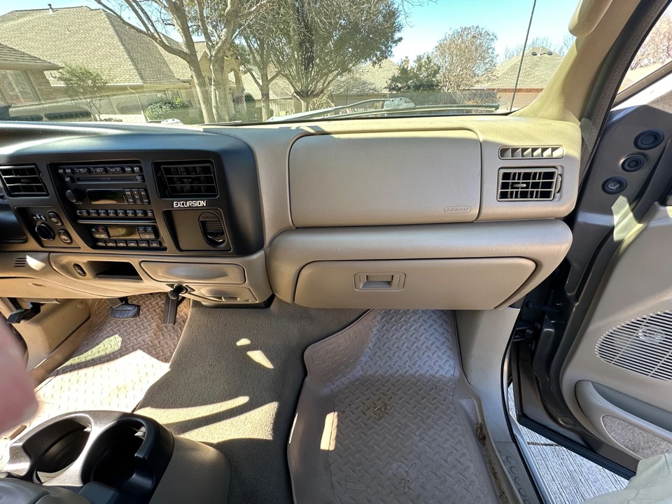 2005 Ford Excursion - Image 12 of 21