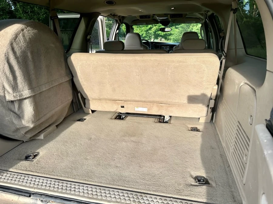 2005 Ford Excursion - Image 12 of 13
