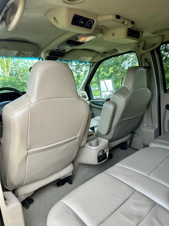 2005 Ford Excursion - Image 7 of 13