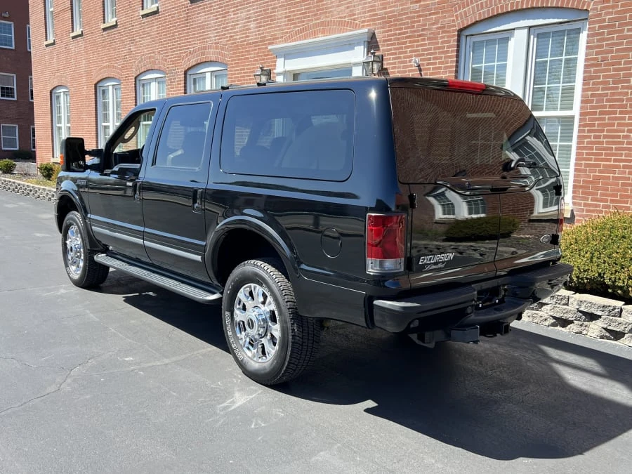 2005 Ford Excursion - Image 3 of 9