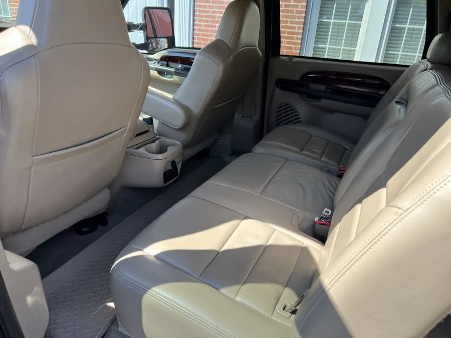 2005 Ford Excursion - Image 5 of 9