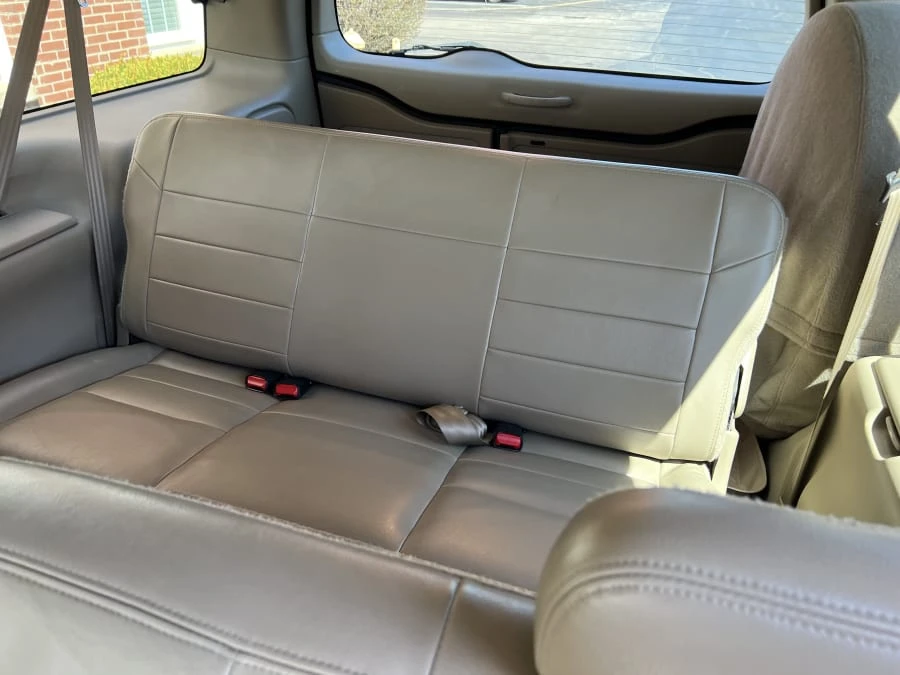 2005 Ford Excursion - Image 6 of 9