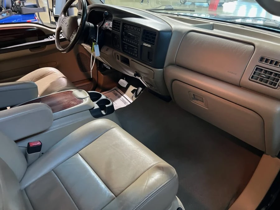 2005 Ford Excursion - Image 4 of 11