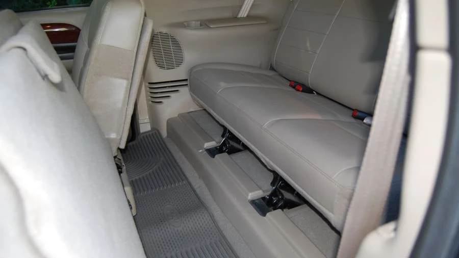 2005 Ford Excursion - Image 5 of 12