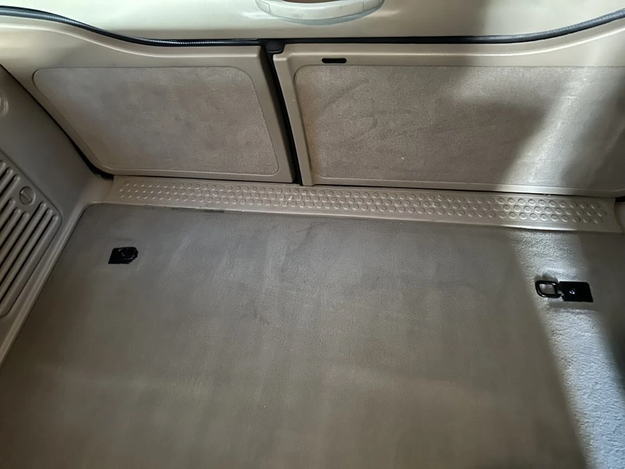 2005 Ford Excursion - Image 13 of 23