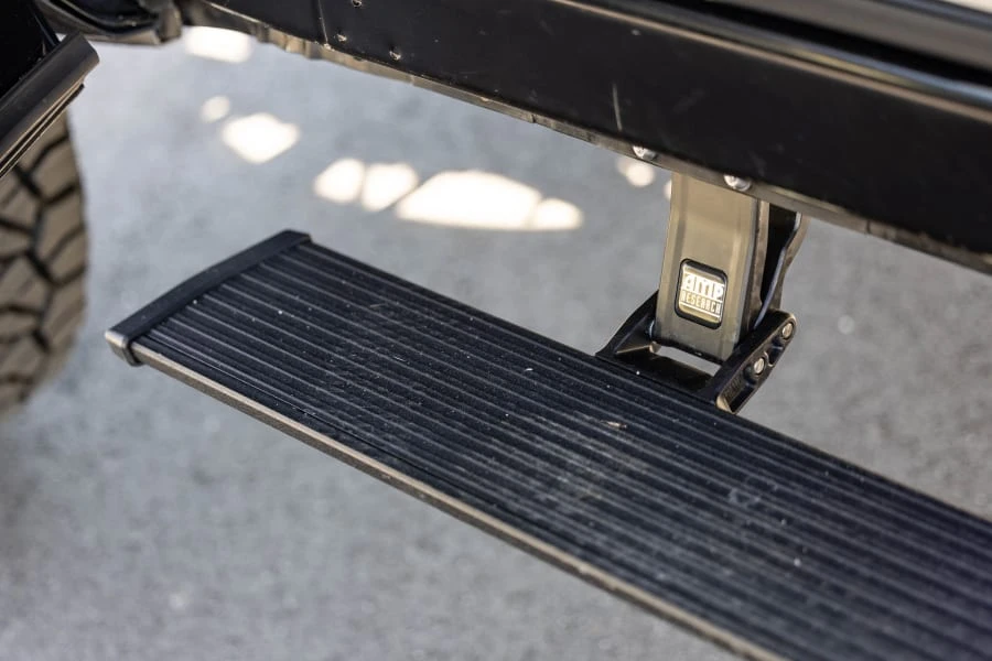 2005 Ford Excursion - Image 11 of 31