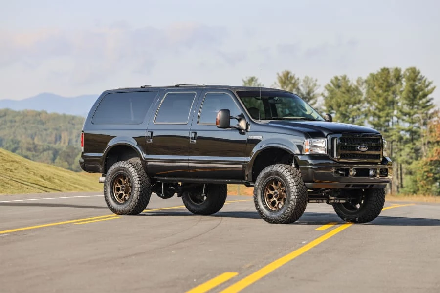 2005 Ford Excursion - Image 8 of 31