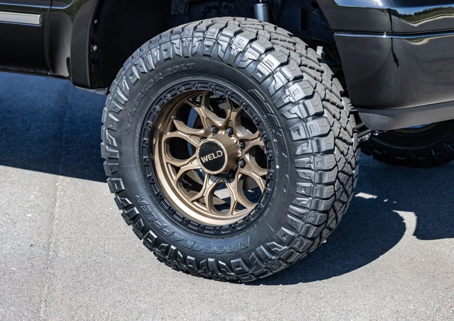 2005 Ford Excursion - Image 8 of 31