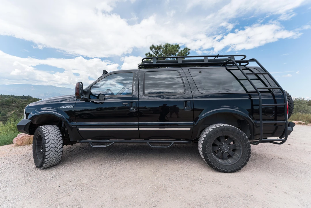 2005 Ford Excursion - Image 11 of 31