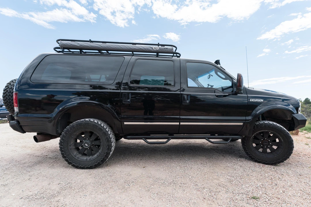 2005 Ford Excursion - Image 3 of 31