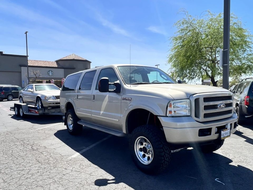 2005 Ford Excursion - Image 27 of 31