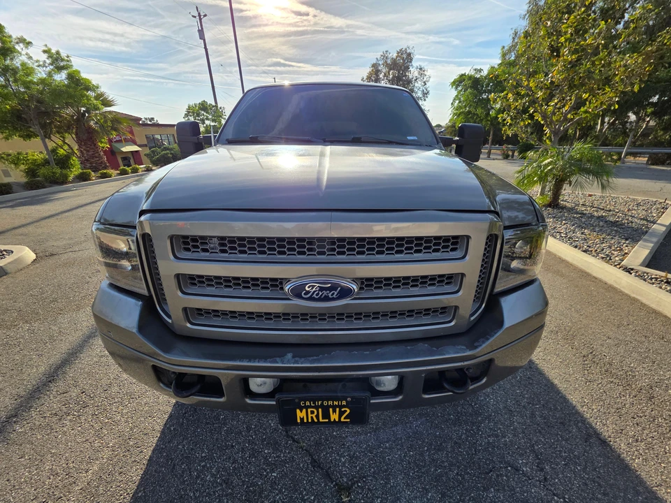 2005 Ford Excursion - Image 6 of 31