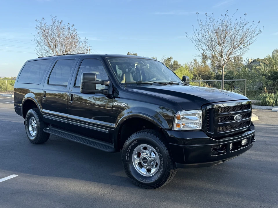 2005 Ford Excursion - Image 4 of 31