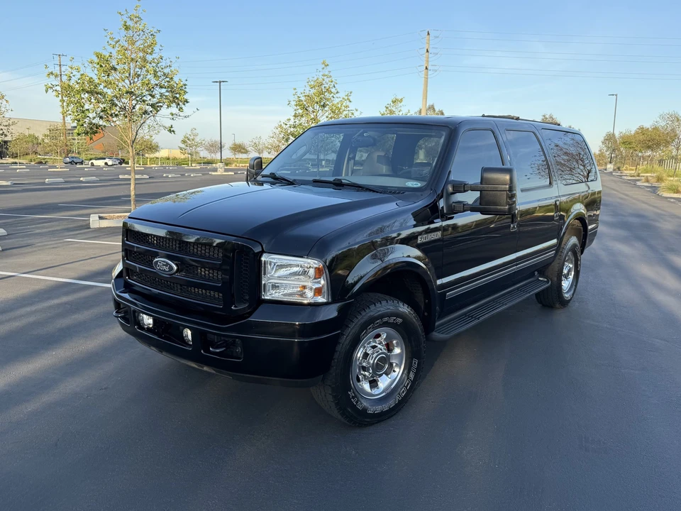 2005 Ford Excursion - Image 10 of 31