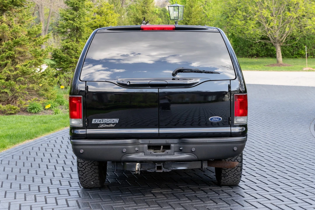 2005 Ford Excursion - Image 6 of 31
