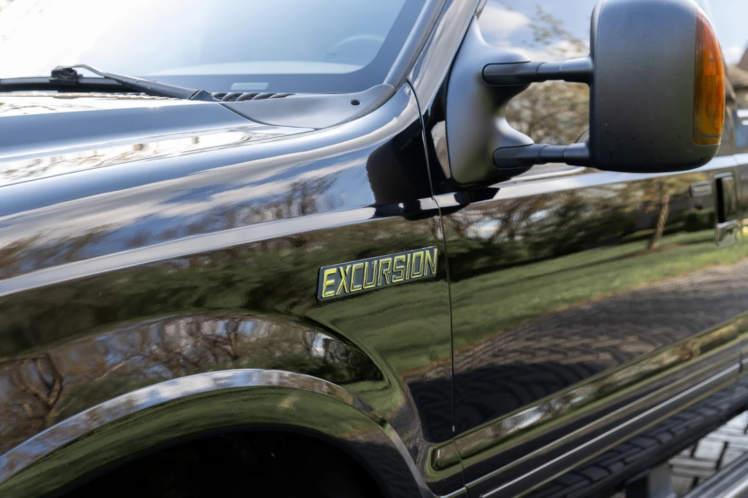2005 Ford Excursion - Image 27 of 31