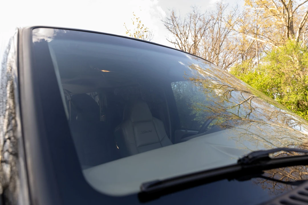 2005 Ford Excursion - Image 19 of 31